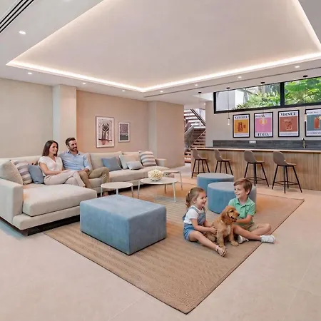 Vacation I Trophy, Built In 2026, Private Turquoise Pool, 6bdr, Walking Distance To Naranjos, Minutes From Puerto Banus, Luxury Interiors, Private Gym, Lounge Bar *