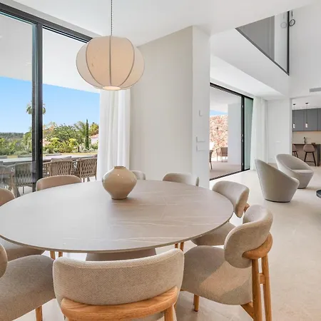 Villa Vacation I Trophy, Built In 2026, Private Turquoise Pool, 6bdr, Walking Distance To Naranjos, Minutes From Puerto Banus, Luxury Interiors, Private Gym, Lounge Bar *