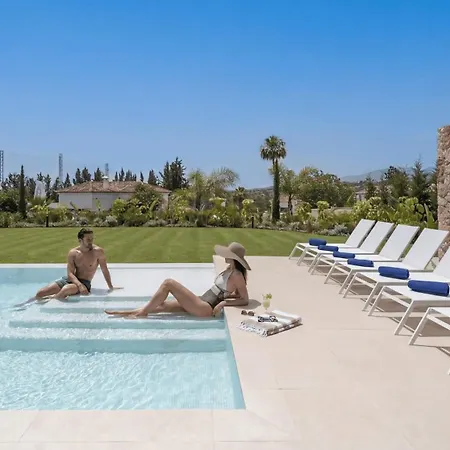 Vacation I Trophy, Built In 2026, Private Turquoise Pool, 6bdr, Walking Distance To Naranjos, Minutes From Puerto Banus, Luxury Interiors, Private Gym, Lounge Bar Villa Marbella